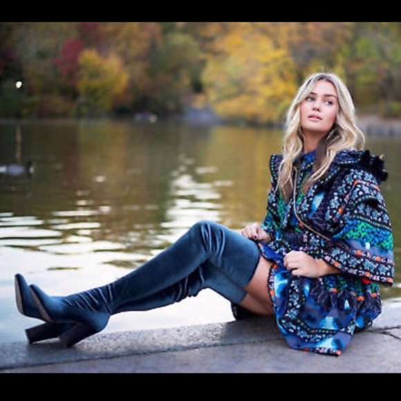 ZARA BLOGGERS FAV OVER THE KNEE VELVET BOOTS BRAND NEW WITH TAGS US 6.5 EUR 37 - Picture 4 of 14